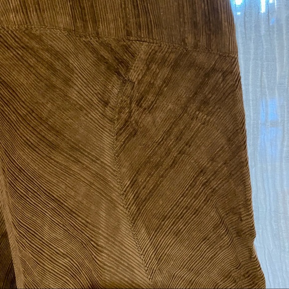 Brown corduroy knee length skirt - Picture 3 of 14